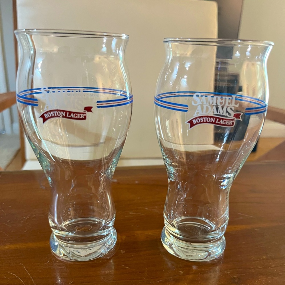 Sam Adam’s Perfect Pint 16 oz Beer Glass.